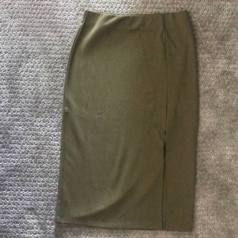 High waisted fitted skirt